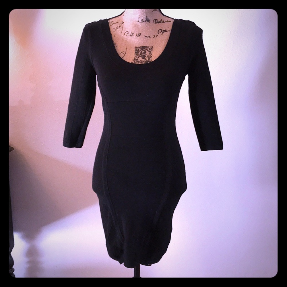 Guess body con three quarter sleeve dress